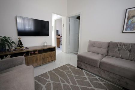 Sala de casa para alugar com 5 quartos, 271m² em Vila Alice, Santo André