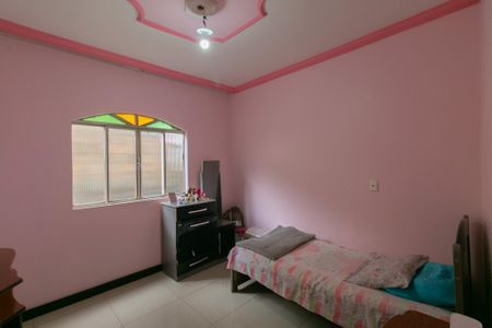 Casa à venda com 4 quartos, 200m² em São João Batista, Belo Horizonte