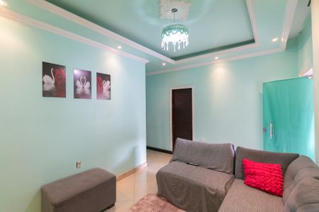 Casa à venda com 4 quartos, 200m² em São João Batista, Belo Horizonte