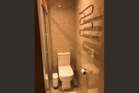 Banheiro de apartamento à venda com 1 quarto, 19m² em Pinheiros, São Paulo