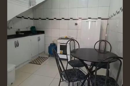 Casa para alugar com 2 quartos, 55m² em Jacutinga, Belford Roxo