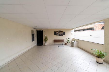 Apartamento para alugar com 35m², 2 quartos e 1 vaga Apartamento para alugar com 35m², 2 quartos e 1 vagaHall social