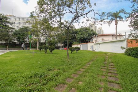 Casa para alugar com 205m², 3 quartos e 3 vagasFachada