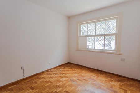 Suíte de apartamento para alugar com 3 quartos, 128m² em Santo Agostinho, Belo Horizonte