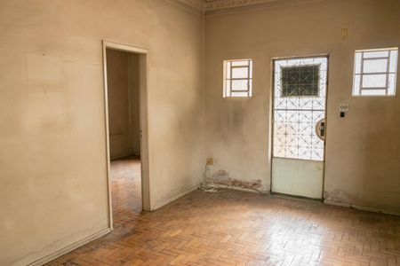 Casa à venda com 3 quartos, 500m² em Parada de Lucas, Rio de Janeiro