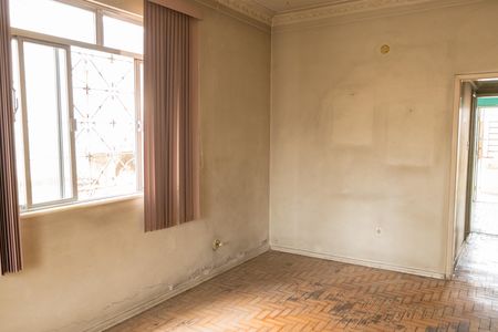 Casa à venda com 3 quartos, 500m² em Parada de Lucas, Rio de Janeiro