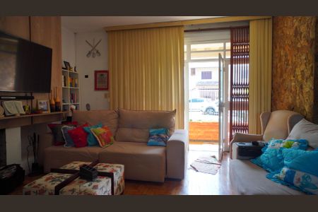 Sala  de casa à venda com 4 quartos, 180m² em Santa Tereza, Porto Alegre