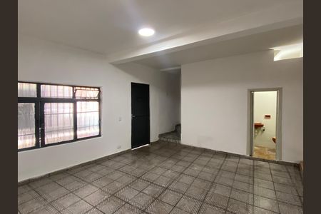 Casa para alugar com 1 quarto, 105m² em Santo Antônio, Osasco