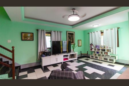 Casa para alugar com 4 quartos, 3m² em Itaipu, Niterói