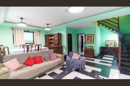 Casa para alugar com 4 quartos, 3m² em Itaipu, Niterói