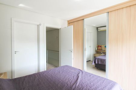 Casa à venda com 75m², 2 quartos e 2 vagas Casa à venda com 75m², 2 quartos e 2 vagasSuíte 2