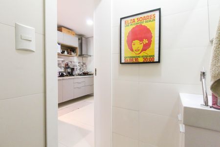 Casa à venda com 75m², 2 quartos e 2 vagas Casa à venda com 75m², 2 quartos e 2 vagasLavabo