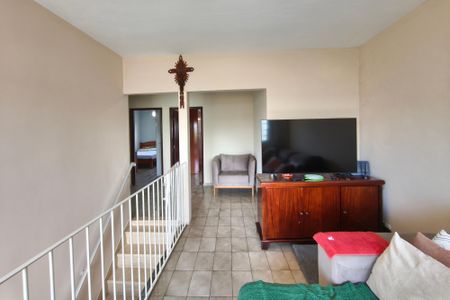 Sala de casa à venda com 3 quartos, 130m² em Jardim Capivari, Campinas