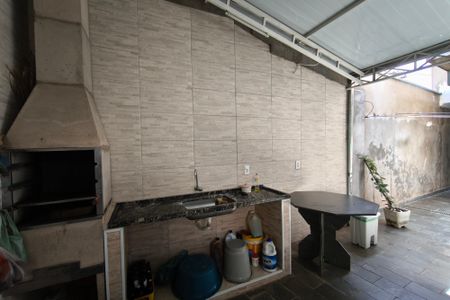 Casa à venda com 130m², 3 quartos e 1 vagaÁrea gourmet