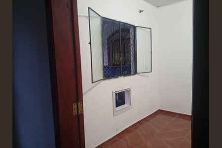 Quarto de kitnet/studio para alugar com 1 quarto, 22m² em Paciência, Rio de Janeiro