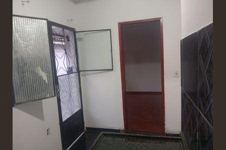 Sala de kitnet/studio para alugar com 1 quarto, 22m² em Paciência, Rio de Janeiro