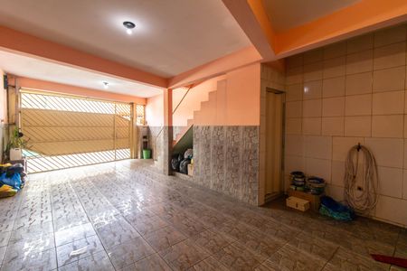 Casa à venda com 260m², 4 quartos e 3 vagas Casa à venda com 260m², 4 quartos e 3 vagasGaragem