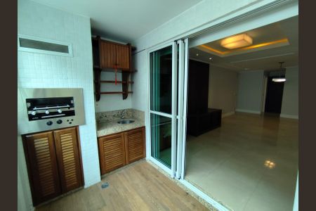 Apartamento à venda com 92m², 2 quartos e 2 vagasCozinha