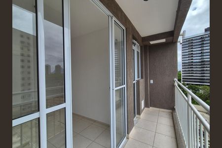 Varanda  de apartamento à venda com 3 quartos, 51m² em Barra Olímpica, Rio de Janeiro