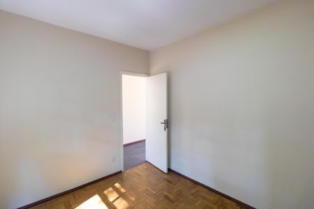 Apartamento à venda com 80m², 3 quartos e 2 vagasQuarto 01