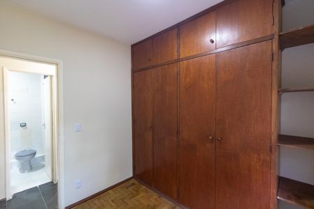 Apartamento à venda com 80m², 3 quartos e 2 vagasQuarto 02