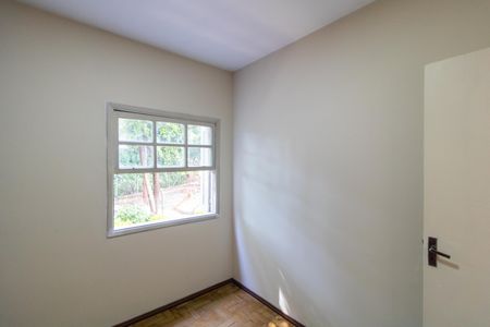 Apartamento à venda com 80m², 3 quartos e 2 vagasQuarto 02