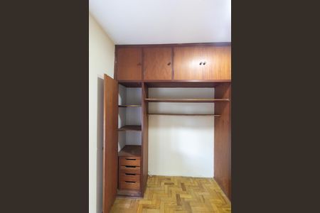 Apartamento à venda com 80m², 3 quartos e 2 vagasSuíte - Armário