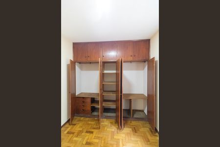 Apartamento à venda com 80m², 3 quartos e 2 vagasQuarto 01 - Armário