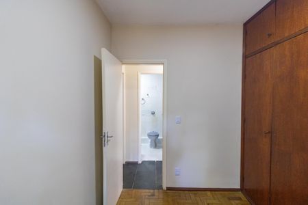 Apartamento à venda com 80m², 3 quartos e 2 vagasQuarto 02