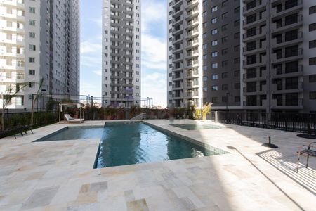 Apartamento à venda com 39m², 2 quartos e 1 vaga Apartamento à venda com 39m², 2 quartos e 1 vagaÁrea comum - Piscina