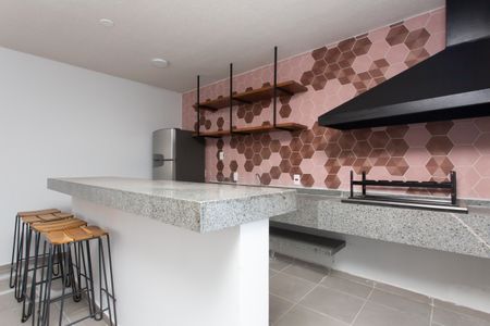 Apartamento à venda com 39m², 2 quartos e 1 vaga Apartamento à venda com 39m², 2 quartos e 1 vagaÁrea comum - Churrasqueira