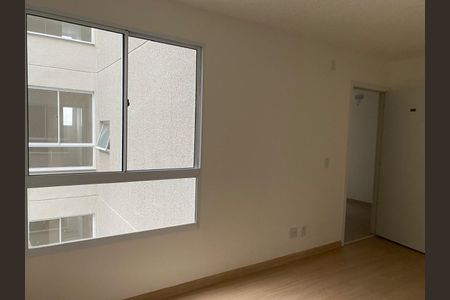 Sala de apartamento para alugar com 2 quartos, 44m² em Campo Grande, Rio de Janeiro