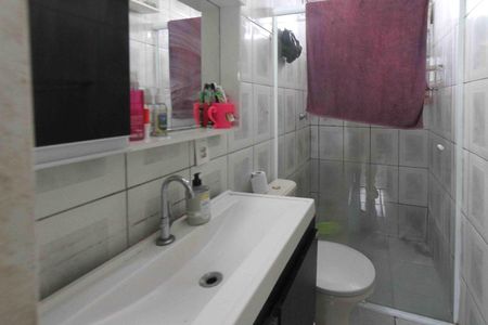 Apartamento à venda com 48m², 2 quartos e sem vagaBanheiro