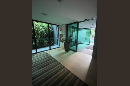 Apartamento à venda com 85m², 2 quartos e 2 vagasÁrea externa