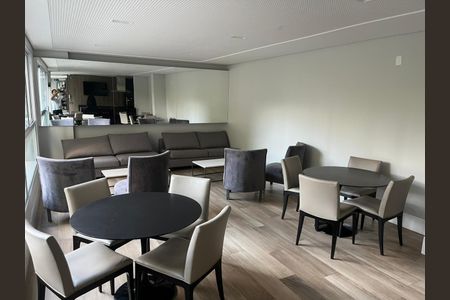 Apartamento à venda com 85m², 2 quartos e 2 vagasÁrea externa