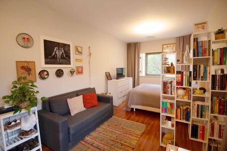 Casa à venda com 348m², 3 quartos e 4 vagas