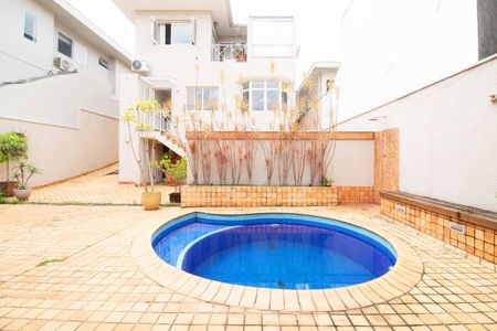 Casa à venda com 3 quartos, 348m² em Vila Madalena, São Paulo