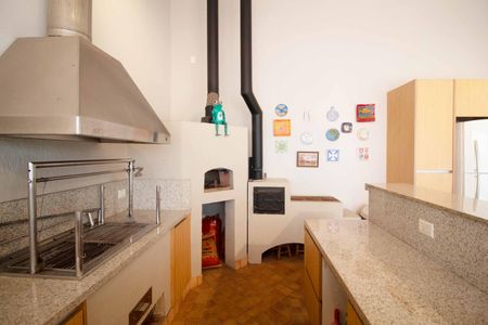Casa à venda com 348m², 3 quartos e 4 vagas