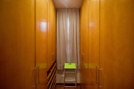 Casa à venda com 348m², 3 quartos e 4 vagas