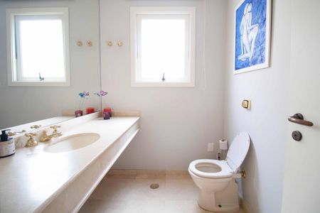 Casa à venda com 348m², 3 quartos e 4 vagas