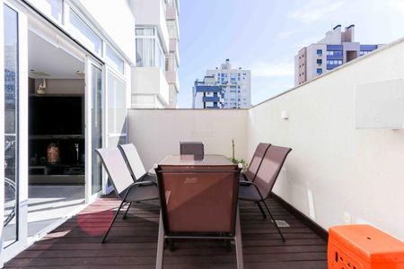 Apartamento para alugar com 105m², 1 quarto e 2 vagasVaranda 