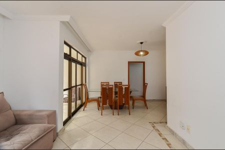 Sala Ambientes de apartamento para alugar com 4 quartos, 225m² em Nova Floresta, Belo Horizonte