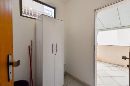Apartamento para alugar com 225m², 4 quartos e 3 vagasQuarto de Serviço