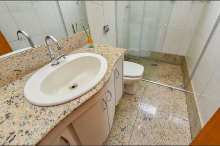 Apartamento para alugar com 225m², 4 quartos e 3 vagasBanheiro Social