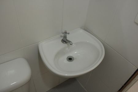 Apartamento para alugar com 200m², 3 quartos e 3 vagasBanheiro de serviço