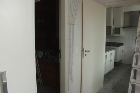 Apartamento para alugar com 200m², 3 quartos e 3 vagasÁrea de Serviço