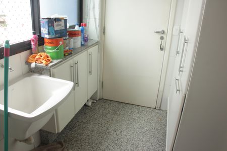 Apartamento para alugar com 200m², 3 quartos e 3 vagasÁrea de Serviço