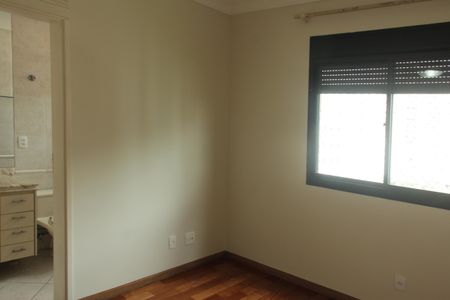 Apartamento para alugar com 200m², 3 quartos e 3 vagasSuíte 2