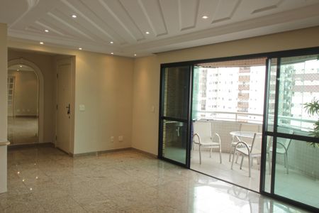 Apartamento para alugar com 200m², 3 quartos e 3 vagasSala