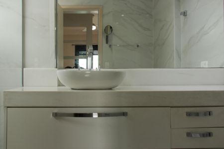 Apartamento para alugar com 200m², 3 quartos e 3 vagasBanheiro da Suíte 3